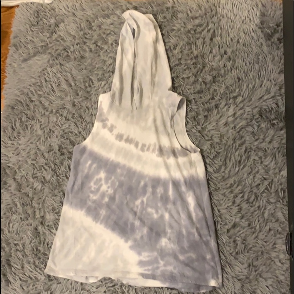 Girls workout top